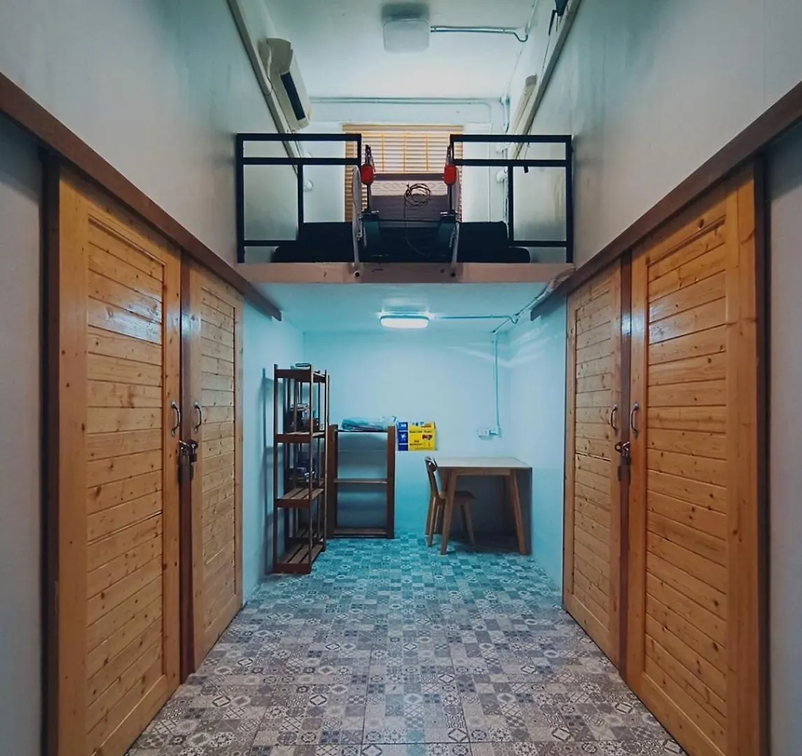 @888Bychefkong Hostel Koh Tao